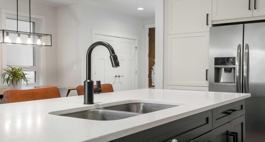 3917 2 Street, Calgary, Alberta T2K 0Y7, 4 Bedrooms Bedrooms, ,4 BathroomsBathrooms,Residential,For Sale,2,A2293175