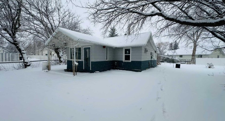 1133 300 Newcastle Place, Drumheller, Alberta T0J 0Y2, 2 Bedrooms Bedrooms, ,2 BathroomsBathrooms,Residential,For Sale,300 Newcastle Place,A2293256