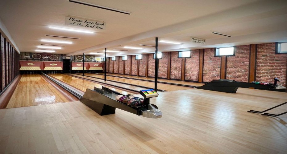 10004 100 Street, Hythe, Alberta T0H2C0, ,Commercial,For Sale,100,A2293349