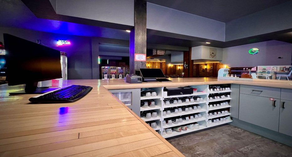 10004 100 Street, Hythe, Alberta T0H2C0, ,Commercial,For Sale,100,A2293349