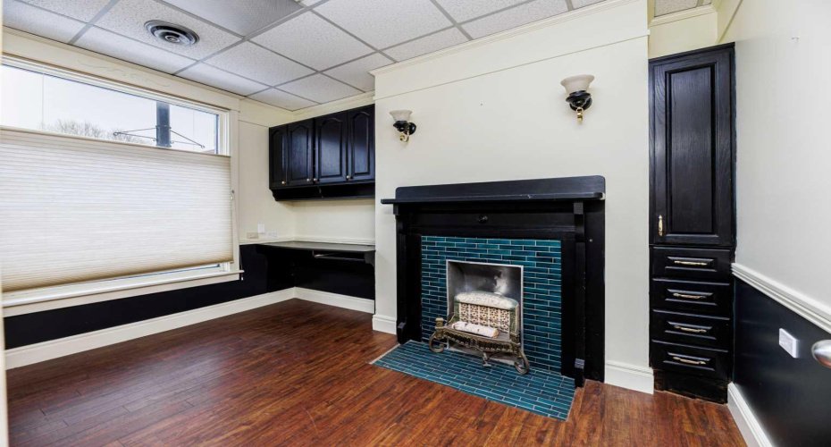 4929 50 Avenue, Lacombe, Alberta T4L 1H4, ,Commercial,For Sale,50,A2293710