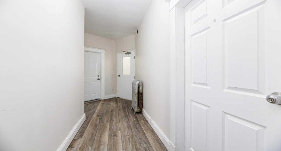 4929 50 Avenue, Lacombe, Alberta T4L 1H4, ,Commercial,For Sale,50,A2293710