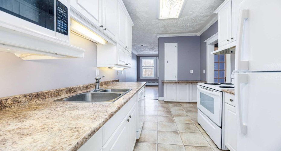 4929 50 Avenue, Lacombe, Alberta T4L 1H4, ,Commercial,For Sale,50,A2293710