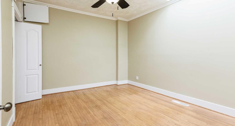 4929 50 Avenue, Lacombe, Alberta T4L 1H4, ,Commercial,For Sale,50,A2293710