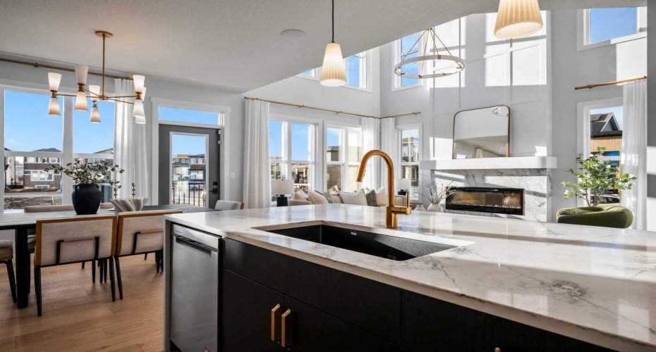 45 Wolf Hollow Common, Calgary, Alberta T2X 6A2, 6 Bedrooms Bedrooms, ,4 BathroomsBathrooms,Residential,For Sale,Wolf Hollow,A2293725