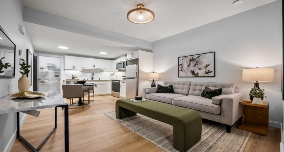 45 Wolf Hollow Common, Calgary, Alberta T2X 6A2, 6 Bedrooms Bedrooms, ,4 BathroomsBathrooms,Residential,For Sale,Wolf Hollow,A2293725