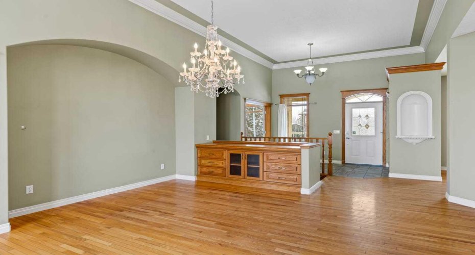 1622 23 Avenue, Calgary, Alberta T2M 1V3, 4 Bedrooms Bedrooms, ,3 BathroomsBathrooms,Residential,For Sale,23,A2293740