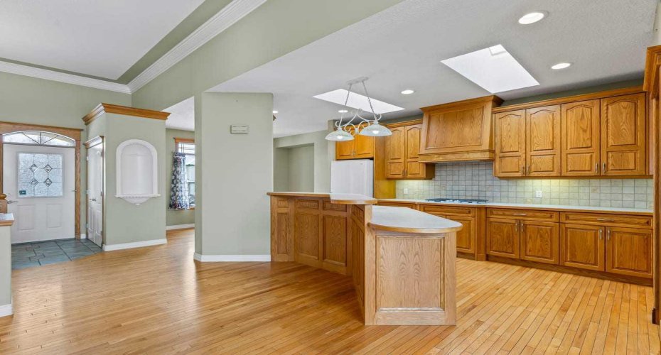 1622 23 Avenue, Calgary, Alberta T2M 1V3, 4 Bedrooms Bedrooms, ,3 BathroomsBathrooms,Residential,For Sale,23,A2293740