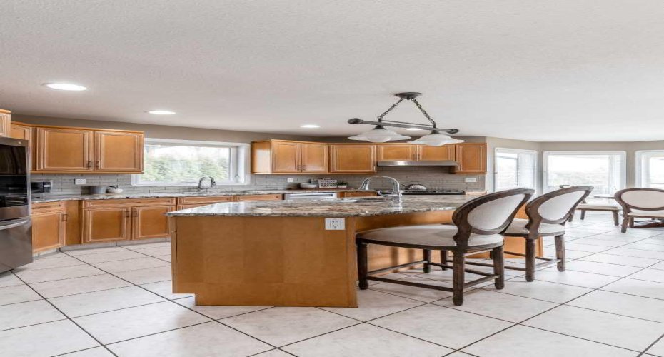 3095 Cottonwood Way, Medicine Hat, Alberta T1B4J6, 4 Bedrooms Bedrooms, ,3 BathroomsBathrooms,Residential,For Sale,Cottonwood,A2293787