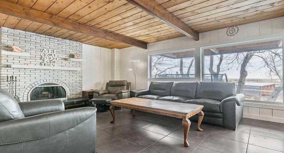 253043 Range Road 280, Rural Rocky View County, Alberta T1Z 0E3, 4 Bedrooms Bedrooms, ,3 BathroomsBathrooms,Residential,For Sale,Range Road 280,A2293825