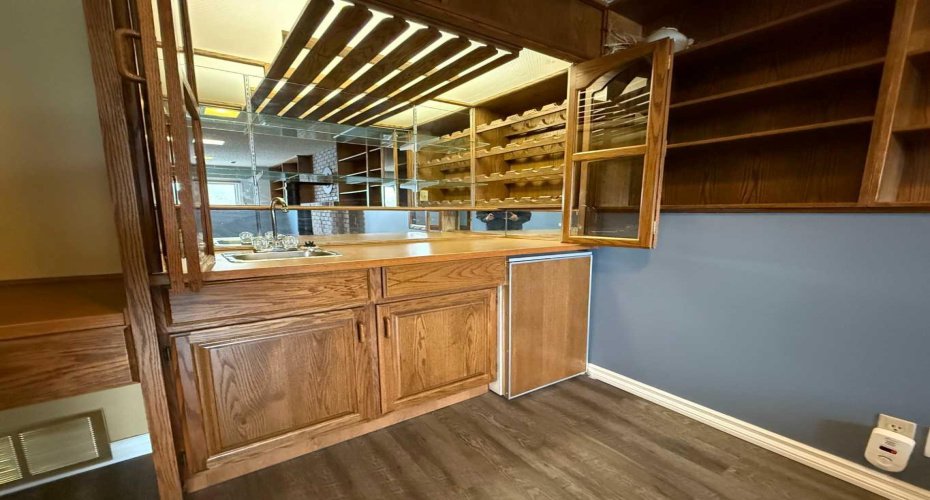 Wet Bar with Fridge Lower Level