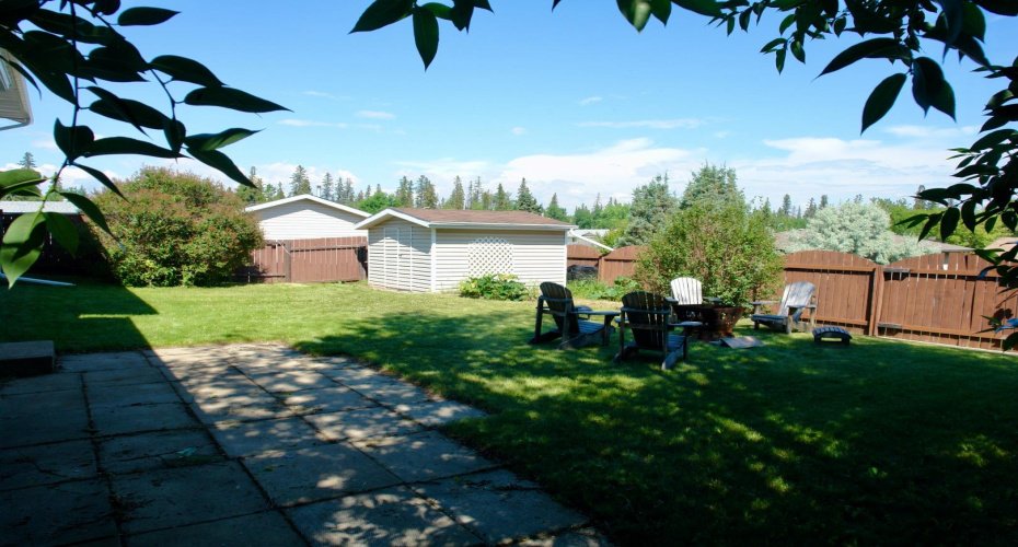 128 Romar Street, Fort McMurray, Alberta T9H 2V9, 4 Bedrooms Bedrooms, ,3 BathroomsBathrooms,Residential,For Sale,Romar,A2293957