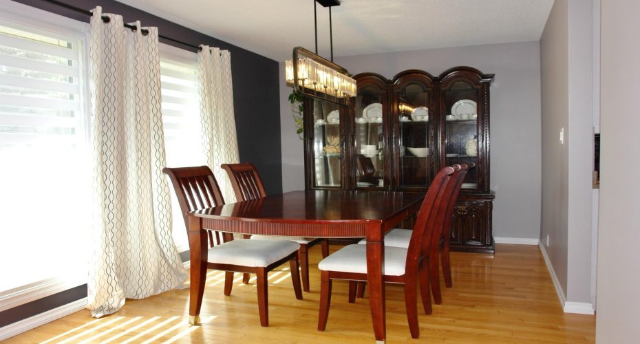 128 Romar Street, Fort McMurray, Alberta T9H 2V9, 4 Bedrooms Bedrooms, ,3 BathroomsBathrooms,Residential,For Sale,Romar,A2293957