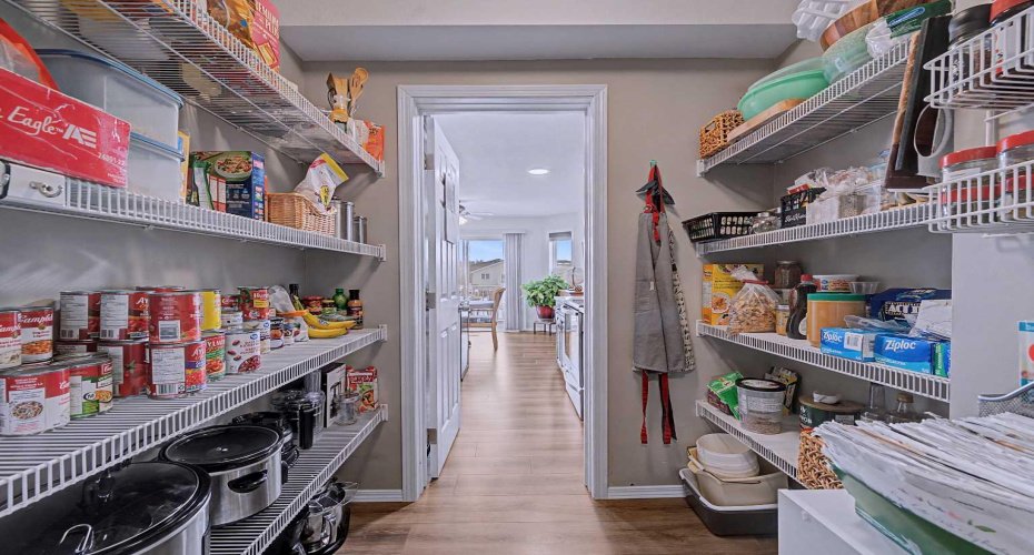 417 Lineham Acres Drive, High River, Alberta T1V 1W6, 3 Bedrooms Bedrooms, ,4 BathroomsBathrooms,Residential,For Sale,Lineham Acres,A2293963