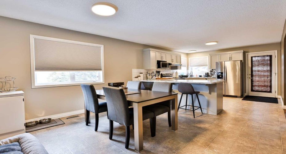 163 Cowichan Court, Lethbridge, Alberta T1K 7T7, 4 Bedrooms Bedrooms, ,2 BathroomsBathrooms,Residential,For Sale,Cowichan,A2294030