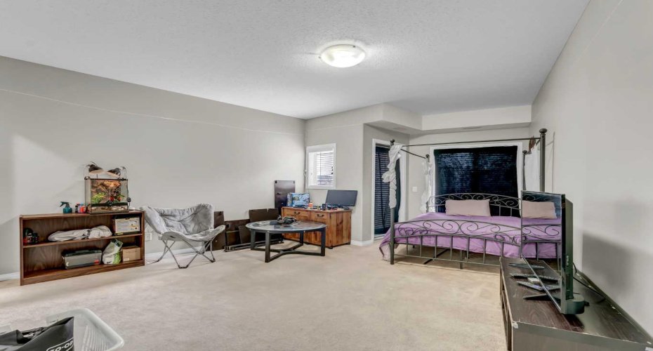 298 Somerset Way, Medicine Hat, Alberta T1B0E9, 3 Bedrooms Bedrooms, ,3 BathroomsBathrooms,Residential,For Sale,Somerset,A2294081