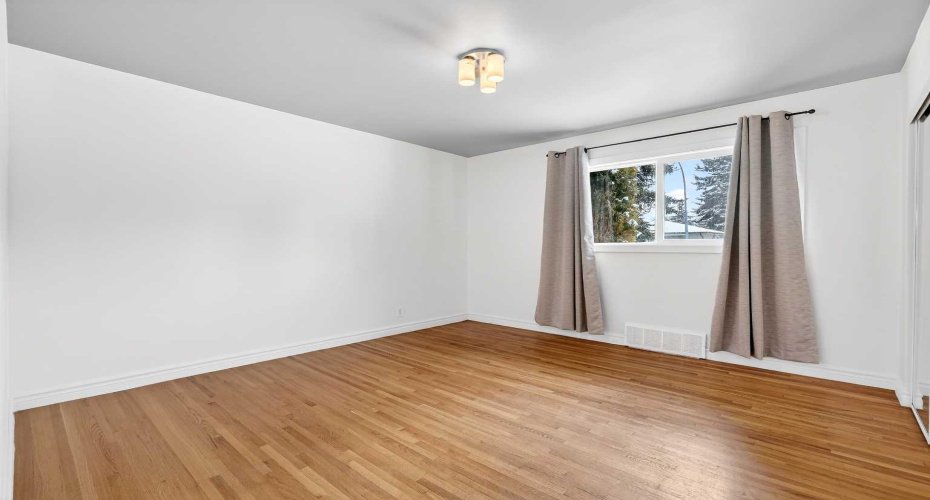 79 Hillary Crescent, Calgary, Alberta T2V 5J3, 4 Bedrooms Bedrooms, ,2 BathroomsBathrooms,Residential,For Sale,Hillary,A2294116