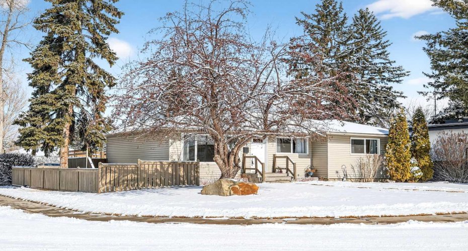 79 Hillary Crescent, Calgary, Alberta T2V 5J3, 4 Bedrooms Bedrooms, ,2 BathroomsBathrooms,Residential,For Sale,Hillary,A2294116