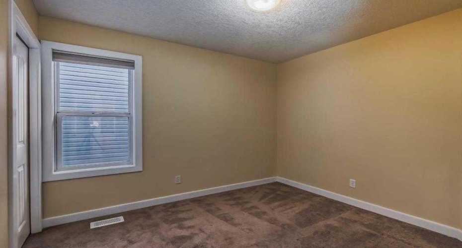 211 Saddlebrook Way, Calgary, Alberta T3J0B5, 5 Bedroom Bedrooms, 0 ,3 BathroomBathrooms,Residential,For Sale,Saddlebrook,0,A2290591