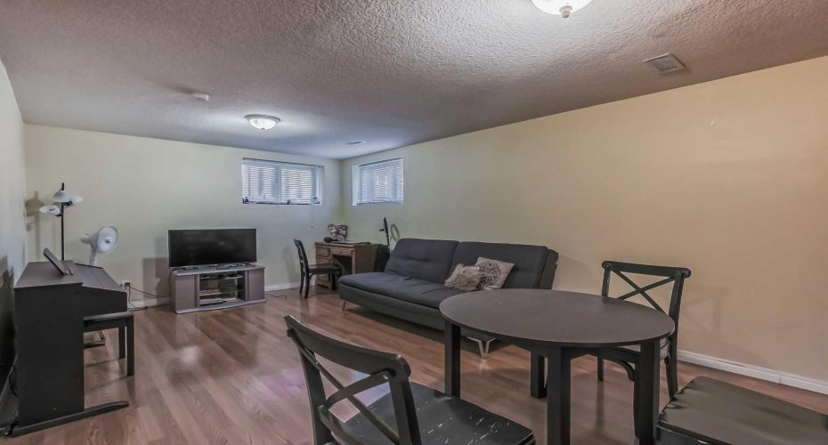 211 Saddlebrook Way, Calgary, Alberta T3J0B5, 5 Bedroom Bedrooms, 0 ,3 BathroomBathrooms,Residential,For Sale,Saddlebrook,0,A2290591