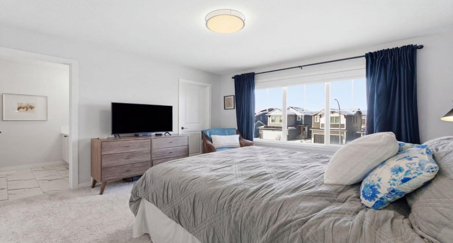 359 Fireside Way, Cochrane, Alberta T4C 3A9, 4 Bedrooms Bedrooms, ,4 BathroomsBathrooms,Residential,For Sale,Fireside,A2292553