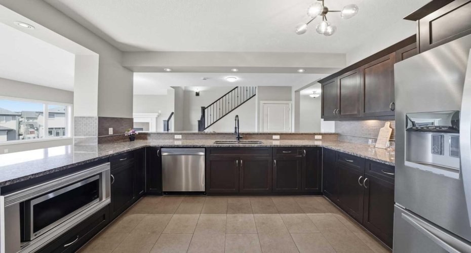 110 Heritage Place, Cochrane, Alberta T4C 0E2, 3 Bedrooms Bedrooms, ,3 BathroomsBathrooms,Residential,For Sale,Heritage,A2294654