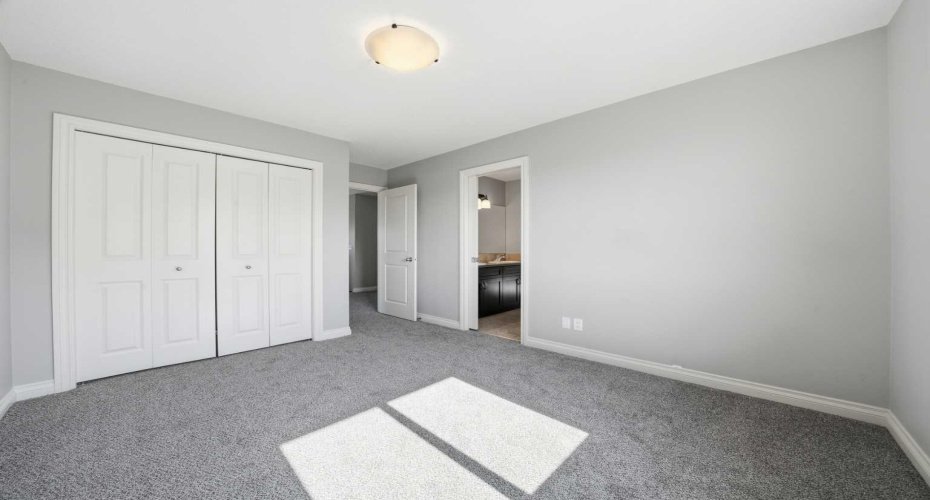 110 Heritage Place, Cochrane, Alberta T4C 0E2, 3 Bedrooms Bedrooms, ,3 BathroomsBathrooms,Residential,For Sale,Heritage,A2294654