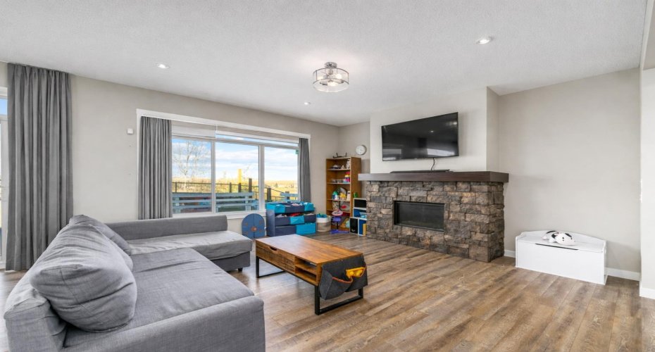 125 Sage Bluff Close, Calgary, Alberta T3R 1J1, 3 Bedrooms Bedrooms, ,3 BathroomsBathrooms,Residential,For Sale,Sage Bluff,A2294666
