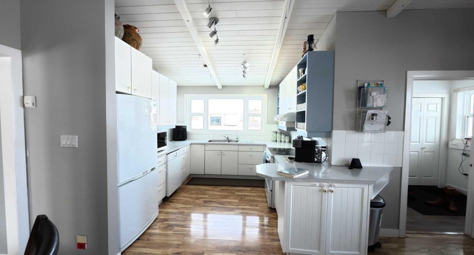 264049 RANGE RD 41 Range, Cochrane, Alberta T4C2X5, 4 Bedrooms Bedrooms, ,3 BathroomsBathrooms,Residential,For Sale,RANGE RD 41,A2293964