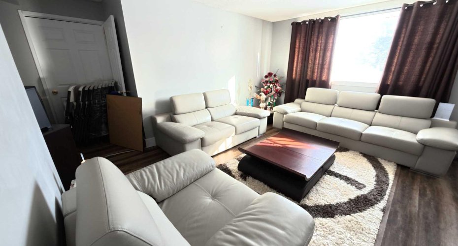 264049 RANGE RD 41 Range, Cochrane, Alberta T4C2X5, 4 Bedrooms Bedrooms, ,3 BathroomsBathrooms,Residential,For Sale,RANGE RD 41,A2293964