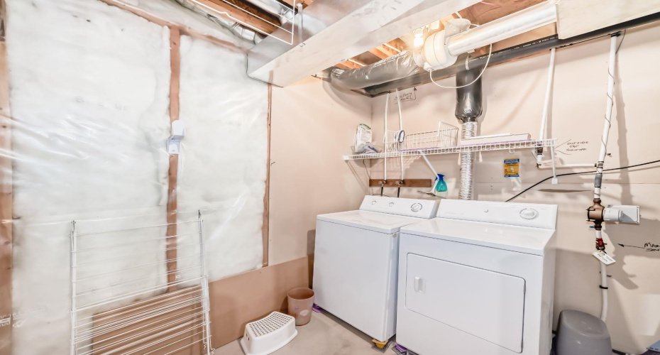 240 Prestwick Way, Calgary, Alberta T2Z 2Z5, 2 Bedrooms Bedrooms, ,2 BathroomsBathrooms,Residential,For Sale,Prestwick,A2293982