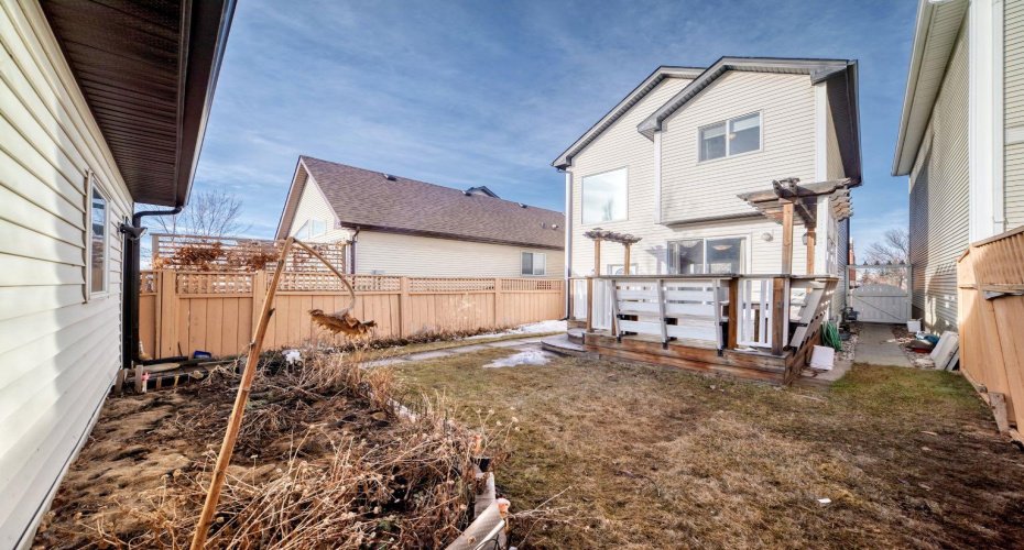 240 Prestwick Way, Calgary, Alberta T2Z 2Z5, 2 Bedrooms Bedrooms, ,2 BathroomsBathrooms,Residential,For Sale,Prestwick,A2293982