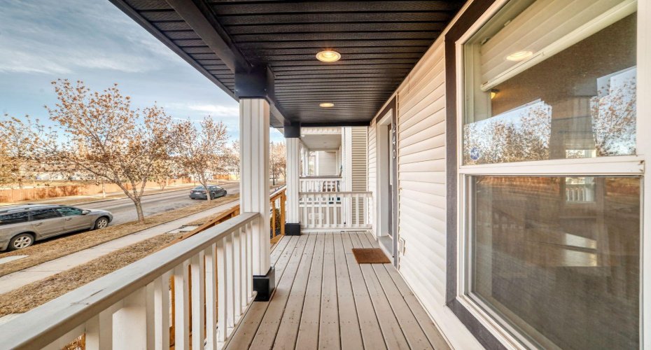 240 Prestwick Way, Calgary, Alberta T2Z 2Z5, 2 Bedrooms Bedrooms, ,2 BathroomsBathrooms,Residential,For Sale,Prestwick,A2293982