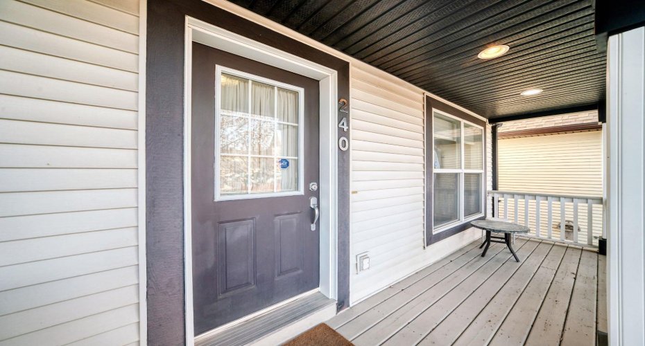 240 Prestwick Way, Calgary, Alberta T2Z 2Z5, 2 Bedrooms Bedrooms, ,2 BathroomsBathrooms,Residential,For Sale,Prestwick,A2293982