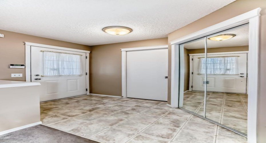 240 Prestwick Way, Calgary, Alberta T2Z 2Z5, 2 Bedrooms Bedrooms, ,2 BathroomsBathrooms,Residential,For Sale,Prestwick,A2293982