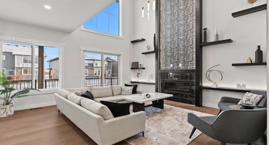 102 South Shore Road, Chestermere, Alberta T1X 3G2, 4 Bedrooms Bedrooms, ,4 BathroomsBathrooms,Residential,For Sale,South Shore,A2294099