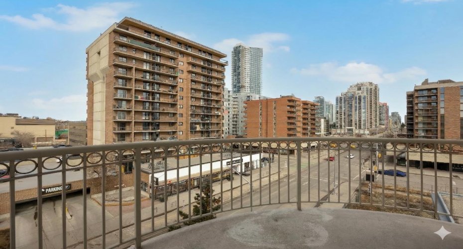 1315 12 Avenue, Calgary, Alberta T3C 0P6, 2 Bedrooms Bedrooms, ,2 BathroomsBathrooms,Residential,For Sale,12,A2294100