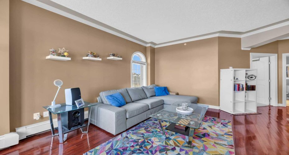 1315 12 Avenue, Calgary, Alberta T3C 0P6, 2 Bedrooms Bedrooms, ,2 BathroomsBathrooms,Residential,For Sale,12,A2294100