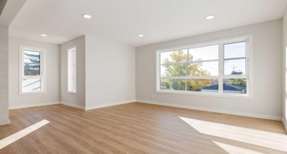 2516 21 Avenue, Calgary, Alberta T2T0P6, 3 Bedrooms Bedrooms, ,3 BathroomsBathrooms,Residential,For Sale,21,A2294184