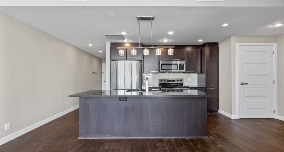 225 11 Avenue, Calgary, Alberta T2G0G3, 1 Bedroom Bedrooms, ,1 BathroomBathrooms,Residential,For Sale,11,A2294213