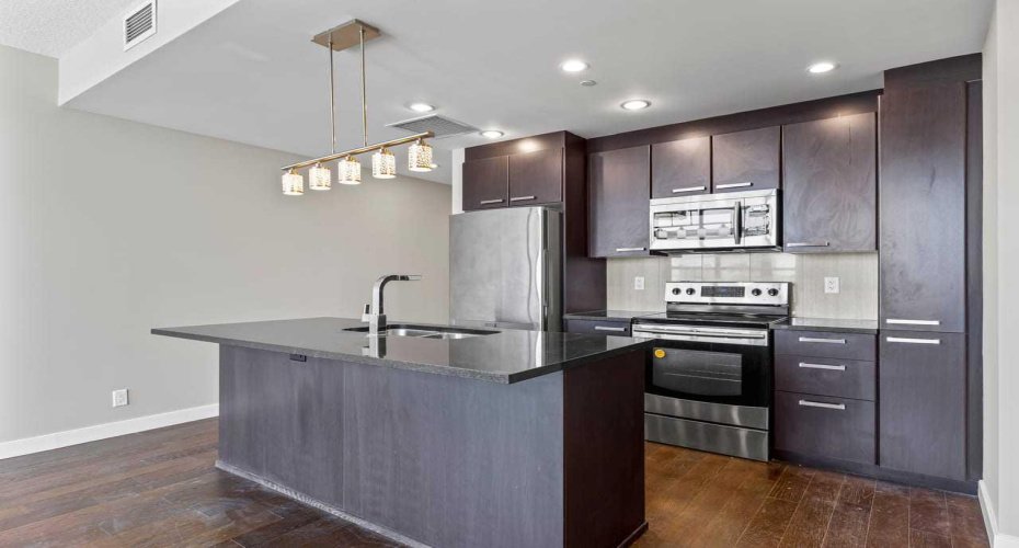 225 11 Avenue, Calgary, Alberta T2G0G3, 1 Bedroom Bedrooms, ,1 BathroomBathrooms,Residential,For Sale,11,A2294213
