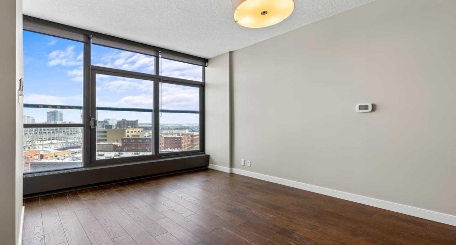 225 11 Avenue, Calgary, Alberta T2G0G3, 1 Bedroom Bedrooms, ,1 BathroomBathrooms,Residential,For Sale,11,A2294213