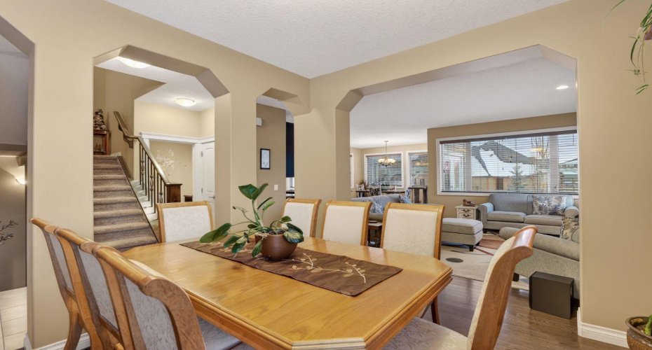 2 Ranchers Green, Okotoks, Alberta T1S 0G6, 4 Bedrooms Bedrooms, ,4 BathroomsBathrooms,Residential,For Sale,Ranchers,A2294332