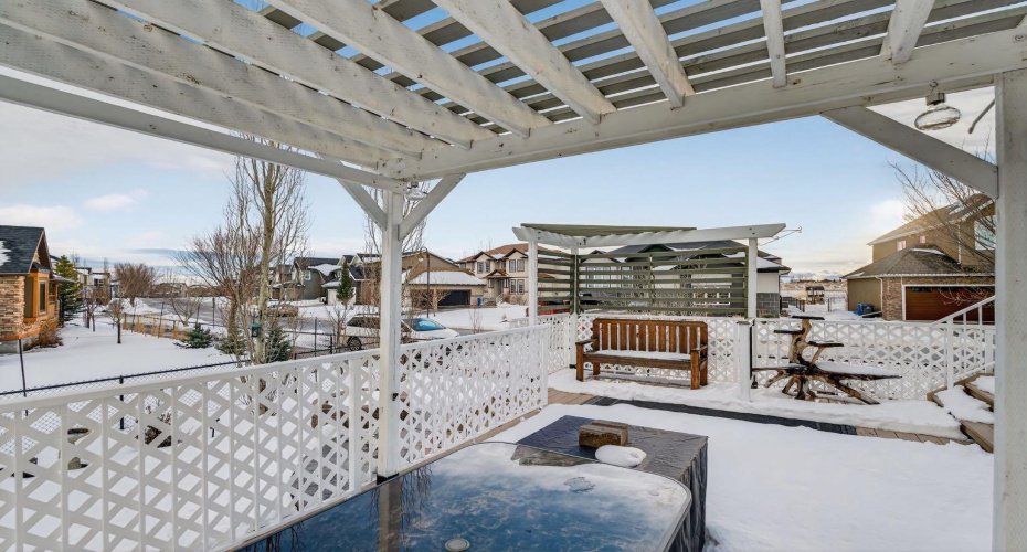 2 Ranchers Green, Okotoks, Alberta T1S 0G6, 4 Bedrooms Bedrooms, ,4 BathroomsBathrooms,Residential,For Sale,Ranchers,A2294332