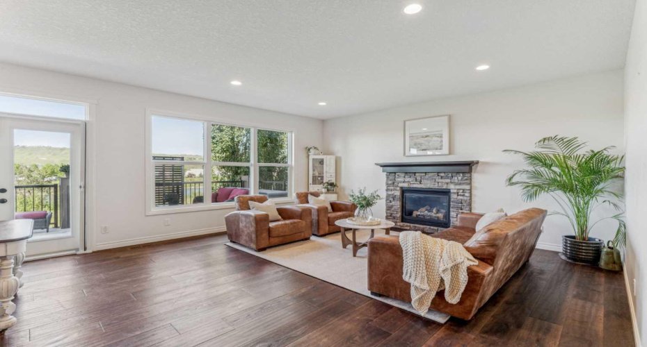 50 Riviera View, Cochrane, Alberta T4C 0Y7, 4 Bedrooms Bedrooms, ,4 BathroomsBathrooms,Residential,For Sale,Riviera,A2294624