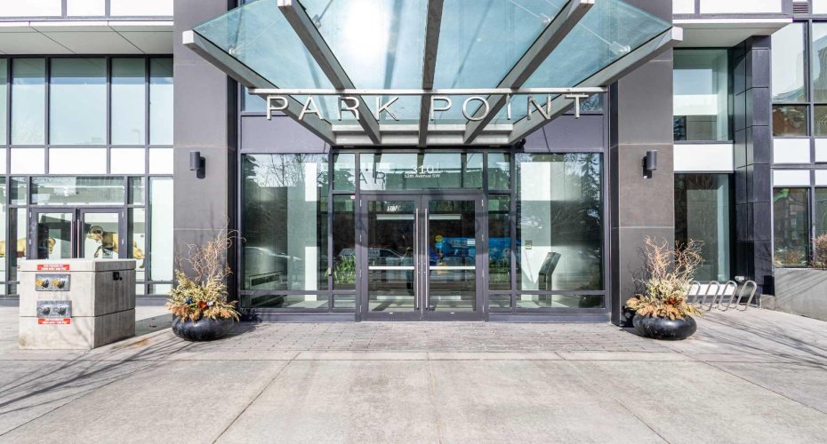 310 12 Avenue, Calgary, Alberta T2R 0C7, 2 Bedrooms Bedrooms, ,2 BathroomsBathrooms,Residential,For Sale,12,A2294647