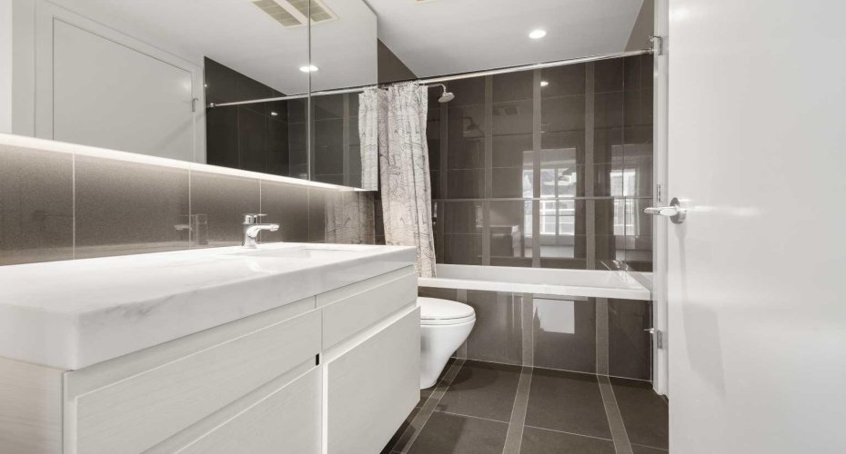 310 12 Avenue, Calgary, Alberta T2R 0C7, 2 Bedrooms Bedrooms, ,2 BathroomsBathrooms,Residential,For Sale,12,A2294647
