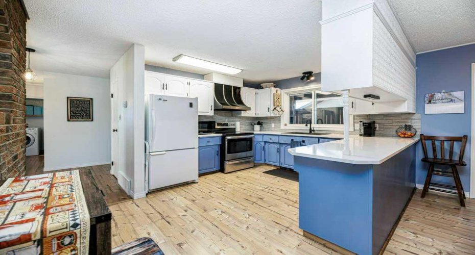 5020 61 Avenue Close, Ponoka, Alberta T4J1E7, 4 Bedrooms Bedrooms, ,3 BathroomsBathrooms,Residential,For Sale,61,A2288447