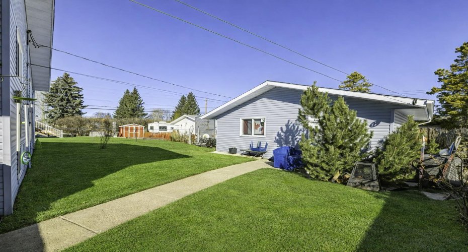 5020 61 Avenue Close, Ponoka, Alberta T4J1E7, 4 Bedrooms Bedrooms, ,3 BathroomsBathrooms,Residential,For Sale,61,A2288447