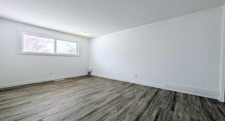 400 4 Street, Slave Lake, Alberta T0G 2A2, 5 Bedrooms Bedrooms, ,3 BathroomsBathrooms,Residential,For Sale,4,A2294660